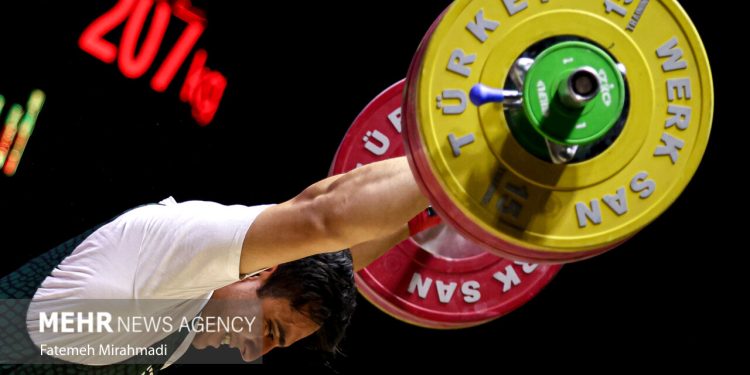 روز پایانی هفته نخست لیگ برتر وزنه‌برداری