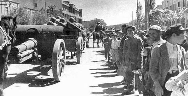 چالش‌های امروز ریشه در بی‌توجهی به تاریخ دارد