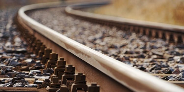 ریل های امید در زنجان/ تکمیل مسیر دوخطه زنجان- قزوین در دستور کار راهآهن