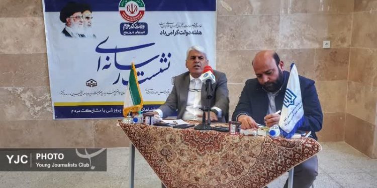 هر مدرسه باید به درآمد پایدار برسد