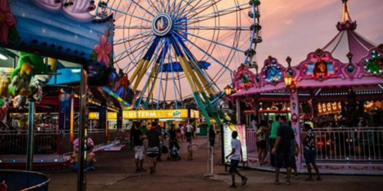 امنیت کودکان در اولویت؛ استانداردسازی تجهیزات شهربازی‌های خرم‌آباد آغاز شد