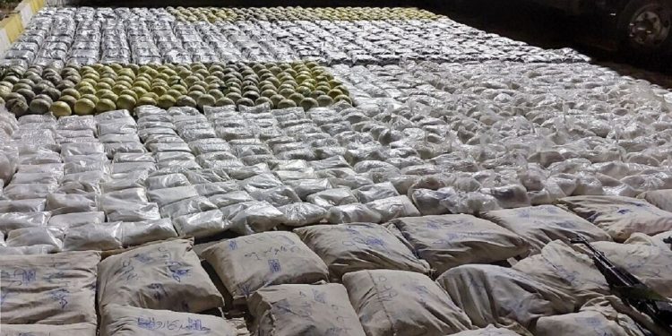 فرمانده یگان‌های انتظامی حفاظتی فراجا از متلاشی شدن یک باند قاچاق مواد مخدر و کشف ۱۳۳ کیلوگرم تریاک و حشیش توسط پلیس راه‌آهن کشور در استان کرمان خبر داد.