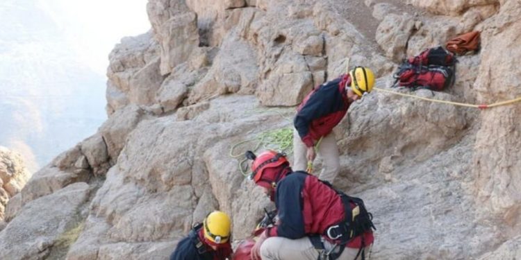 جمعیت هلال احمر اعلام کرد: ۱۲ کوهنورد مفقودی در محدوده چشمه نور ارتفاعات عظیمیه توسط امدادگران پیدا شدند.