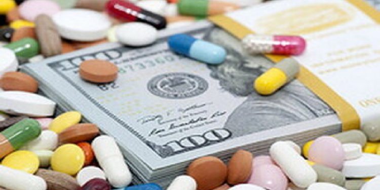 پرداخت ۱۷ همت از بدهی ۶۰ همتی دارو و تجهیزات به بیمارستان‌ها و داروخانه‌ها