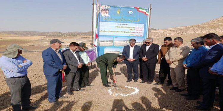آبرسانی به ۵ روستای اسلامآباد غرب شتاب گرفت؛ کلنگزنی مجتمع لرینی و افتتاح چاه شماره ۵