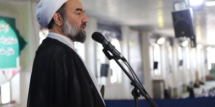 حمله به نیروهای نظامی و امنیتی، تعرض به جامعه است