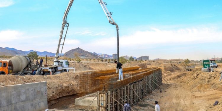 پلدختر، مقصد سرمایه‌گذاری و اشتغال؛ پروژه‌های بزرگ افتتاح شد