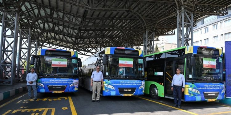 با ورود ۲۰ اتوبوس جدید، زمان انتظار در چهار خط اصلی منطقه یک کاهش یافت