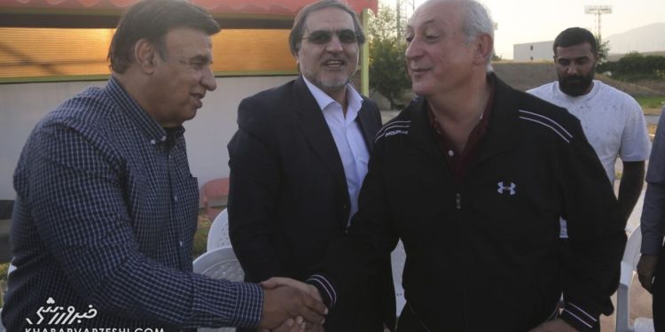 خبرورزشیگردی| استقلال مربی زیاد دارد؛ هرکدام روی سکو نروند اخراجش میکنم/ تشنه به خون قلعهنویی؟! برایش متاسفم!