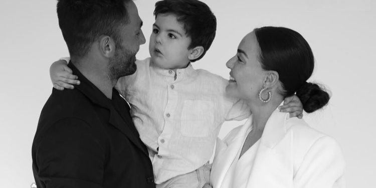 عکس جدید آنتونیو آدان و همسرش در ایران/ دروازه‌بان استقلال بر بام تهران +ویدیو