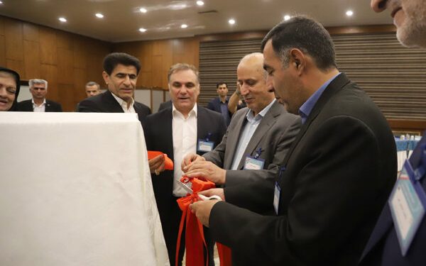 تاج: شرایط فوتبال تهران خوب است/ وضعیت فوتبال بانوان راضی کننده نیست