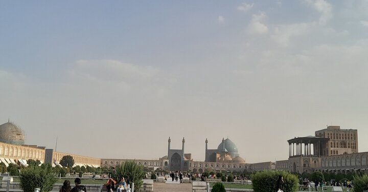 تداوم سکون جوی و هوای غبارآلود در اصفهان تا پایان هفته