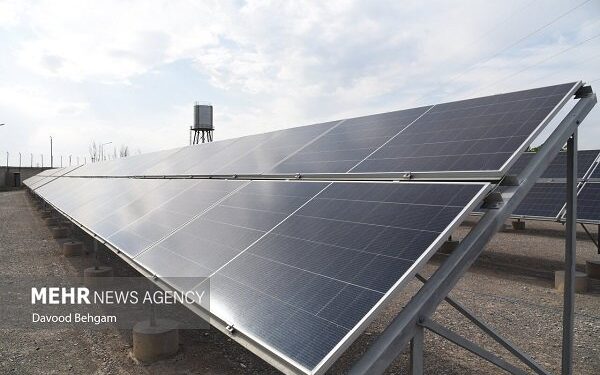 استانداری مازندران به پنل خورشیدی مجهز شد