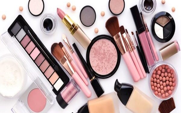 اجرای برنامه بررسی فلزات سنگین در محصولات آرایشی