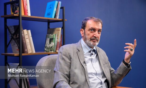 صراحتا میگویم رسانه ملی پروتکل ندارد؛تکرار یک خبر مخاطب را دور میکند