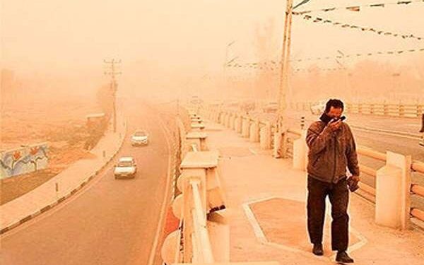 خیزش گرد و خاک در خراسان جنوبی؛ سرعت باد به ۹۷ کیلومتر بر ساعت رسید