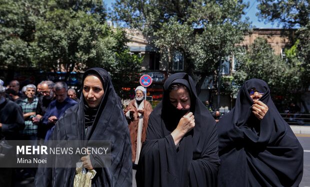 مردم تبریز در سوگ شهادت امام رضا (ع)