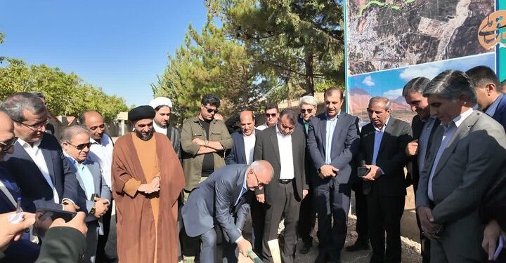 افتتاح و کلنگ‌زنی ۱۰۷ طرح عمرانی و اقتصادی در شهرستان دنا