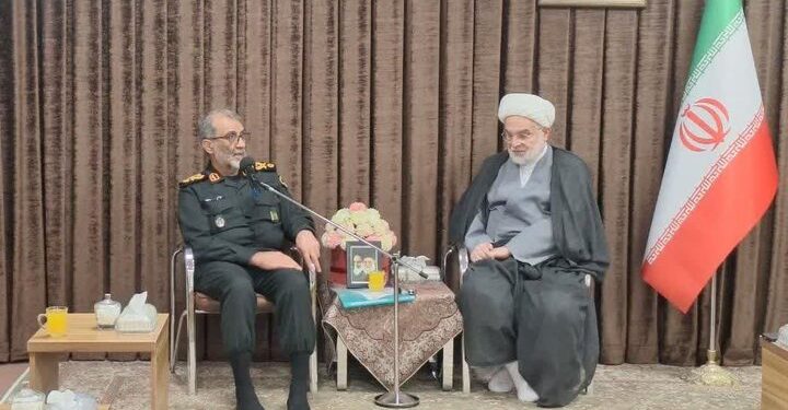 مردم کردستان از مدافعان امنیت کشور در مرزها هستند