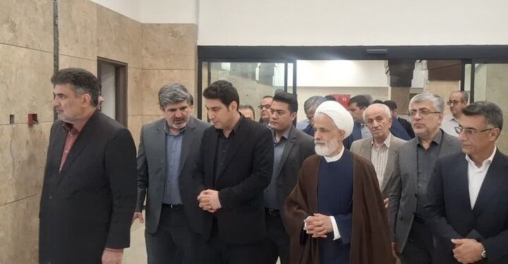 تکمیل تالار مرکزی سنندج پیگیری می‌شود