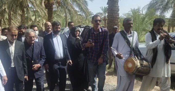 جشنواره برداشت خرما در فهرج برگزار شد