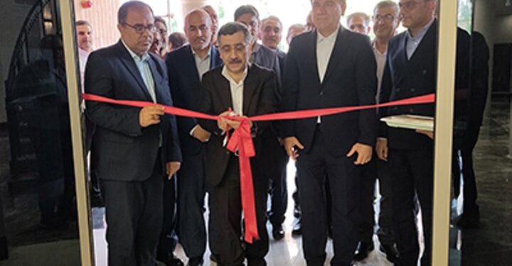 توسعه زیرساختهای آموزشی و پژوهشی در مناطق مختلف کشور