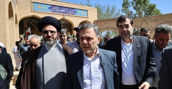 ادای احترام وزیر ورزش و جوانان به شهدای سلطانیه