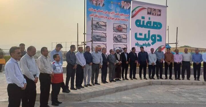 خدمت به مردم بالاترین عبادت است