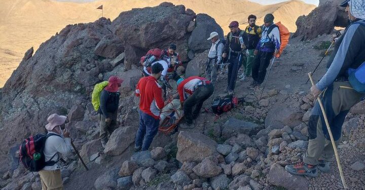 نجات کوهنورد مصدوم در ارتفاعات سبلان