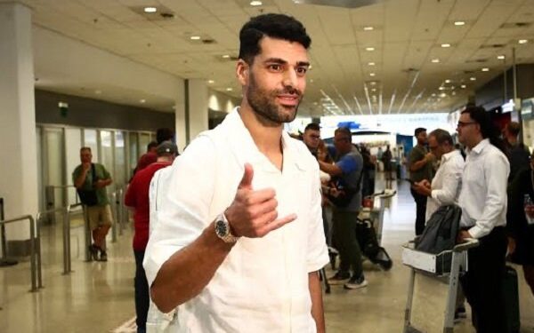 مهدی طارمی به المپیاکوس پیوست + فیلم