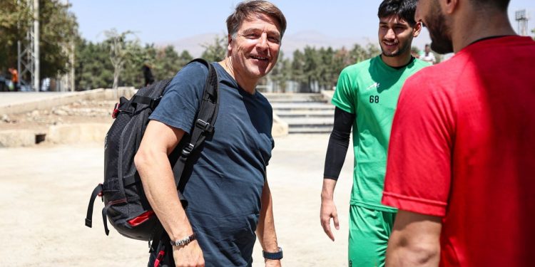 اونینگ: ۱۵ سال با وحید هاشمیان زندگی کردم!