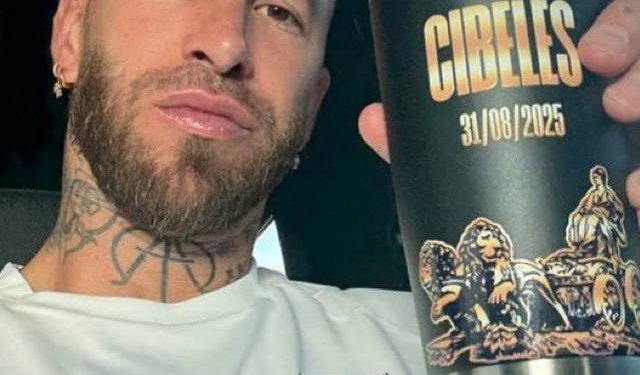 عکس| اسطوره رئال مادرید خواننده شد!