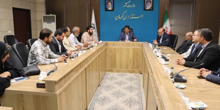 تقویت گردشگری و سرمایه‌گذاری در شهر کرمان دنبال شود