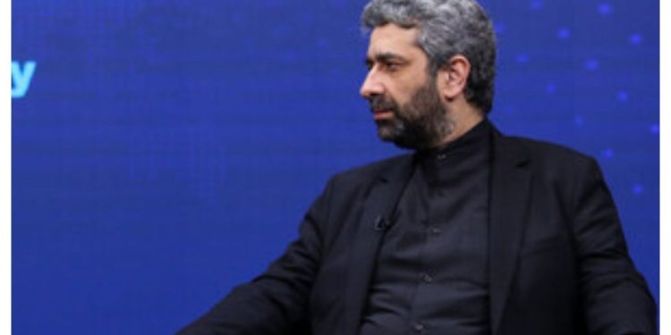 دلیل غیبت پزشکیان در عکس دسته جمعی سران شانگهای چه بود؟