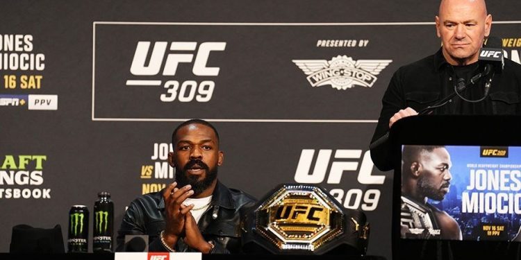 آماده باش برای مبارزات UFC در کاخ سفید