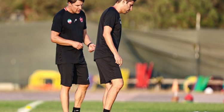 برگزاری تمرین پرسپولیس در دو زمین ورزشگاه آزادی +تصاویر