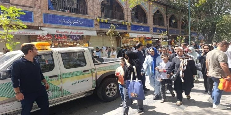 آغاز طرح ساماندهی ۲۵٠ دستفروش محور ۱۵خرداد