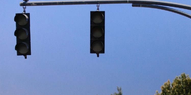 چراغ‌های راهنمایی تهران دوباره خاموش شدند + فیلم