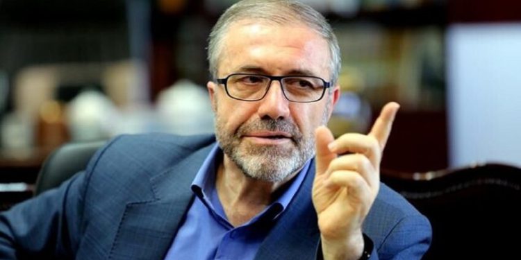 دبیرکل ستاد مبارزه با موادمخدر گفت: علیرغم تمام گلهمندیها، مردم ما در دفاع از تمامیت ارضی کشور، حمایت از حاکمیت و تمامی ارکان جامعه همنظر هستند.