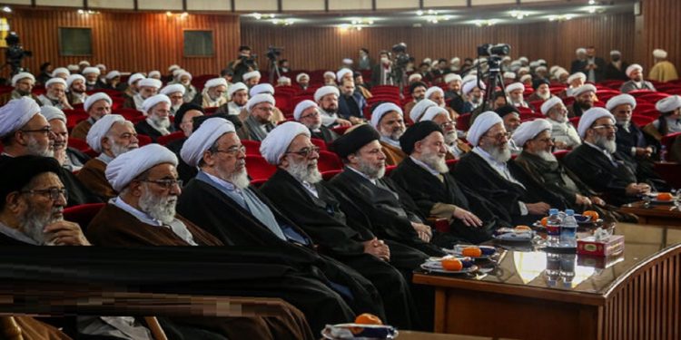 آئین افتتاحیه سال تحصیلی حوزه‌های علمیه در قم برگزار می‌شود