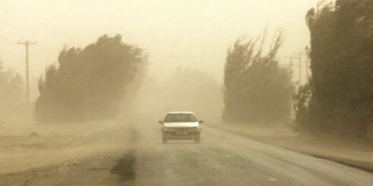 طوفانی با سرعت ۱۰۴ کیلومتر در ساعت زابل را درنوردید