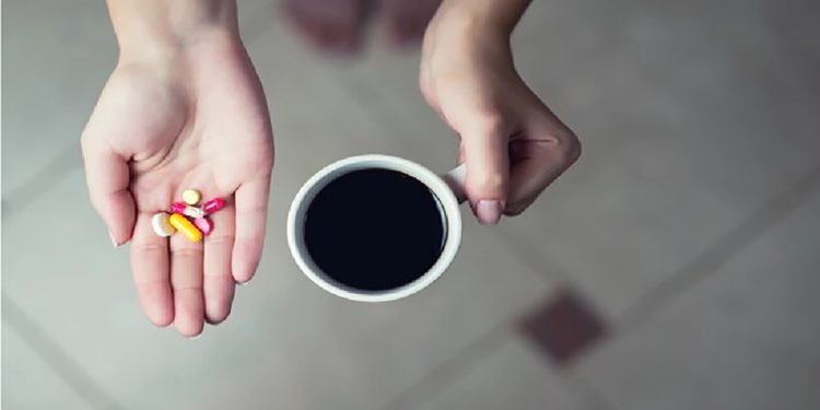 تاثیر عجیب قهوه روی آنتیبیوتیکها