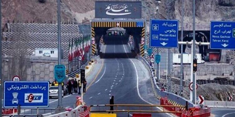 قطعه دوم آزادراه تهران – شمال مسدود شد