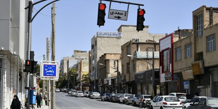 تجهیز ۱۳ تقاطع شهرکرد به سیستم برق اضطراری پشتیبان