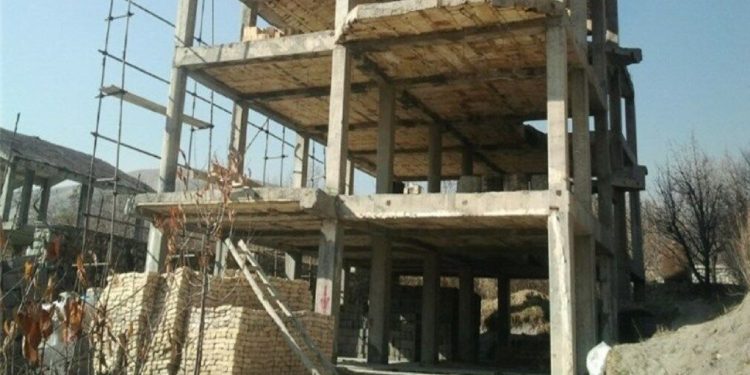 لزوم تعیین تکلیف ساخت و ساز غیر مجاز اطراف اراک