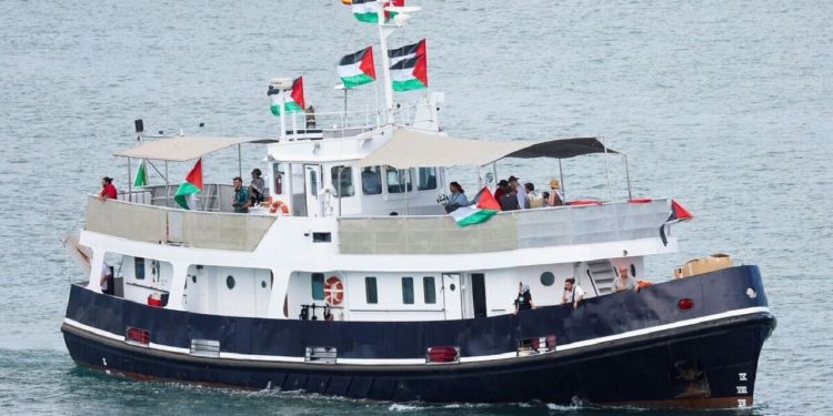 فریاد صمود در قلب مدیترانه