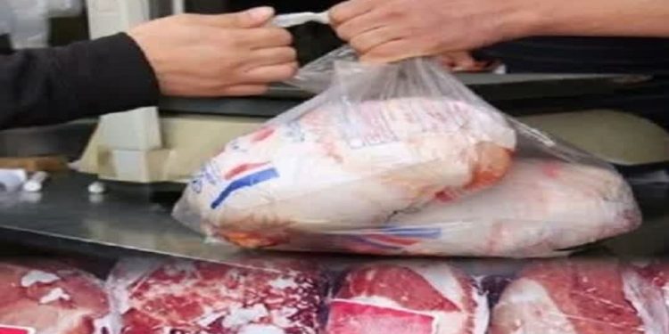 توزیع ۲۰ تن مرغ تنظیم بازاری در ساری برای کنترل قیمتها آغاز شد