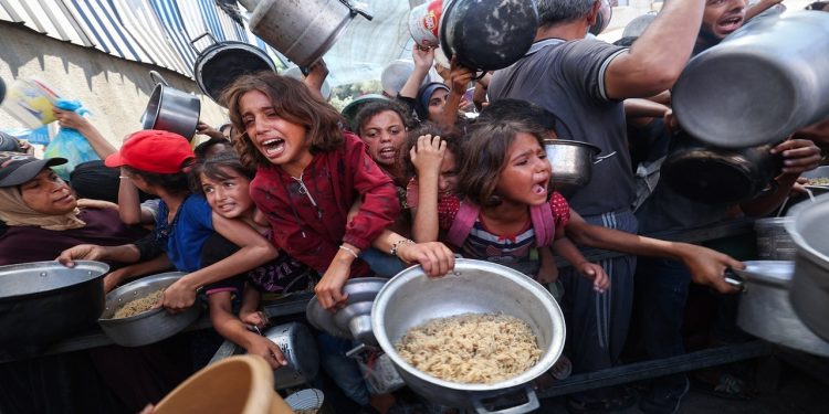 یونیسف: غزه فقط شهری برای تشییع جنازه است