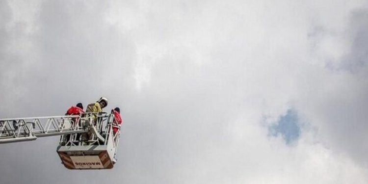 مدیرعامل سازمان آتشنشانی و خدمات ایمنی شهر تهران گفت: تجهیزات جدید آتشنشانی برای پایتخت خریداری شده که بهزودی رونمایی خواهد شد.