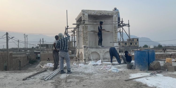 آغاز مرمت بادگیرهای تاریخی بندرپل با هدف حفظ هویت معماری هرمزگان